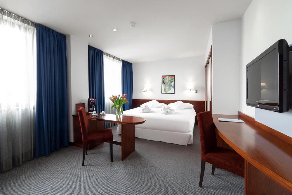 Occidental Praha Hotel Room photo